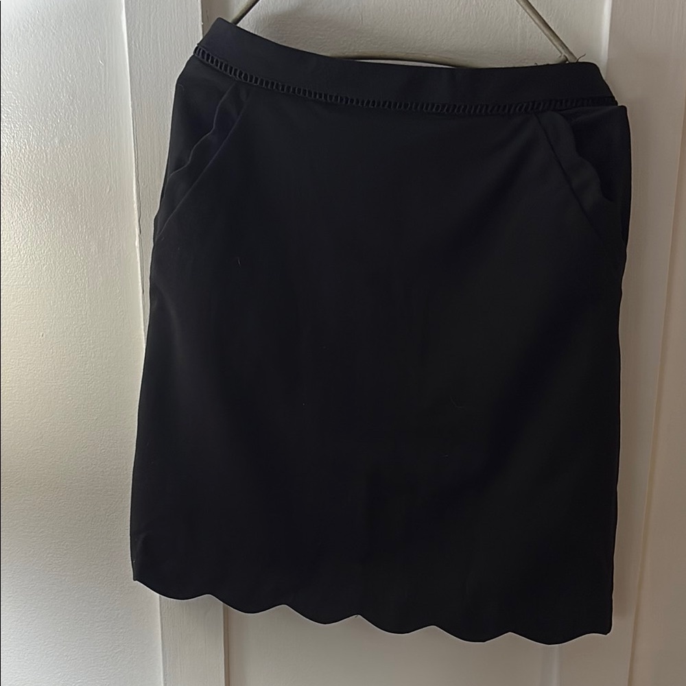 Skies Are Blue Black Knee-Length Pencil Skirt